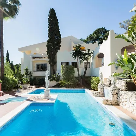 Multi-million-dollar Versace In Hotel 5*
