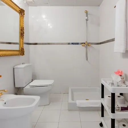 Multi-million-dollar Versace In 5*
