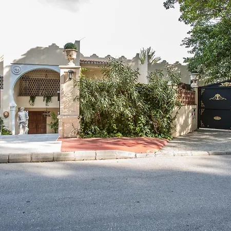 Hotel Multi-million-dollar Versace In Marbella