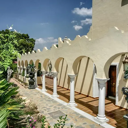 Multi-million-dollar Versace In 5* Marbella