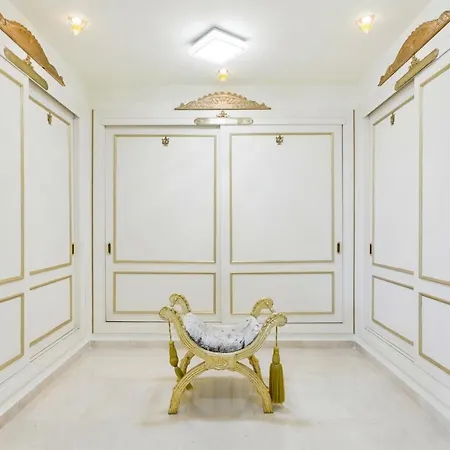 Multi-million-dollar Versace In Hotel 5*