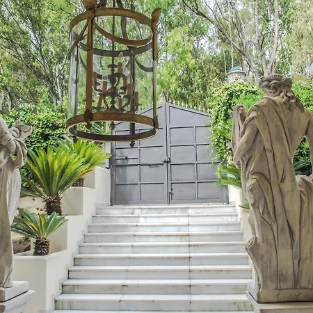 Multi-million-dollar Versace In Hotel 5*