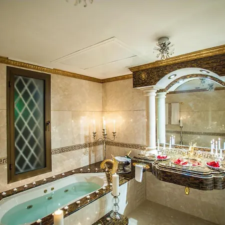 Multi-million-dollar Versace In 5* Marbella
